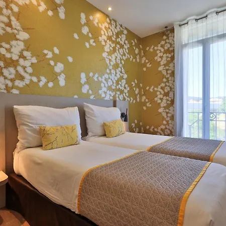 Hotel Provencal 3*